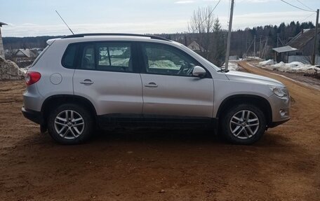 Volkswagen Tiguan I, 2011 год, 1 009 000 рублей, 3 фотография