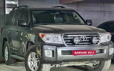 Toyota Land Cruiser 200, 2010 год, 3 200 000 рублей, 5 фотография