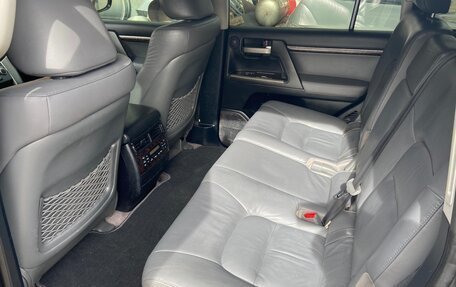 Toyota Land Cruiser 200, 2010 год, 3 200 000 рублей, 15 фотография