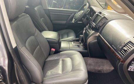 Toyota Land Cruiser 200, 2010 год, 3 200 000 рублей, 16 фотография