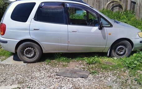 Toyota Corolla Spacio II, 1997 год, 370 000 рублей, 4 фотография