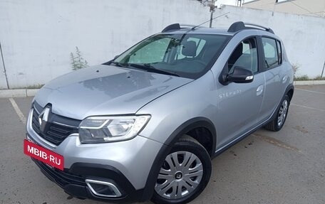 Renault Sandero II рестайлинг, 2022 год, 1 200 000 рублей, 3 фотография
