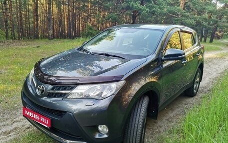 Toyota RAV4, 2013 год, 2 290 000 рублей, 3 фотография