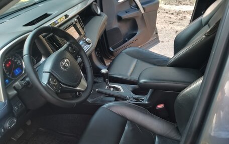 Toyota RAV4, 2013 год, 2 290 000 рублей, 34 фотография