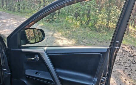 Toyota RAV4, 2013 год, 2 290 000 рублей, 31 фотография