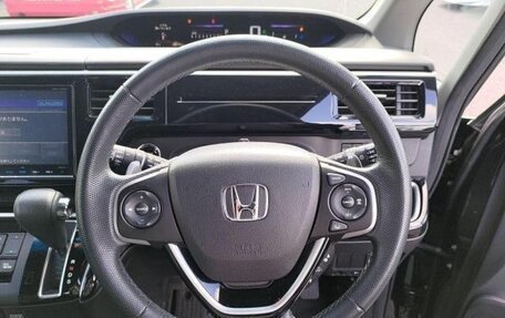 Honda Stepwgn IV, 2017 год, 1 450 000 рублей, 10 фотография