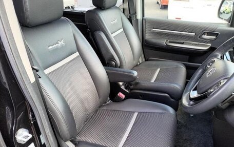 Honda Stepwgn IV, 2017 год, 1 450 000 рублей, 7 фотография