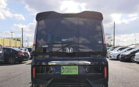 Honda Stepwgn IV, 2017 год, 1 450 000 рублей, 4 фотография