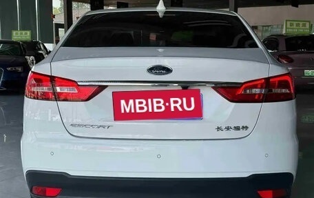 Ford Escort, 2021 год, 1 130 000 рублей, 15 фотография