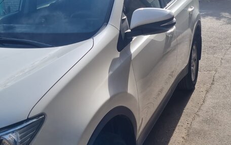 Toyota RAV4, 2015 год, 2 100 000 рублей, 9 фотография