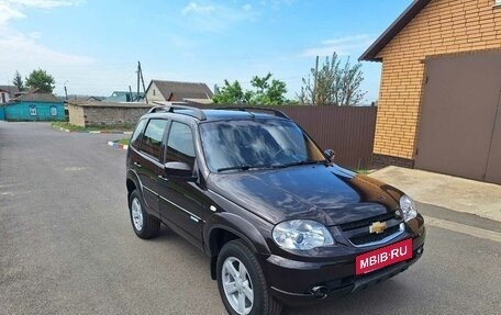 Chevrolet Niva I рестайлинг, 2014 год, 885 000 рублей, 17 фотография