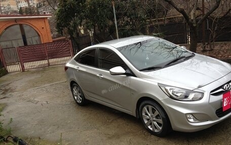Hyundai Solaris II рестайлинг, 2012 год, 550 000 рублей, 2 фотография