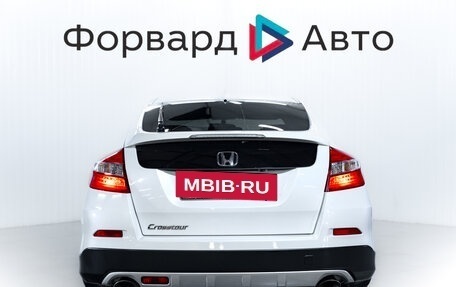 Honda Crosstour I рестайлинг, 2013 год, 1 800 000 рублей, 6 фотография