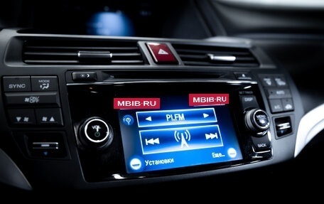Honda Crosstour I рестайлинг, 2013 год, 1 800 000 рублей, 25 фотография