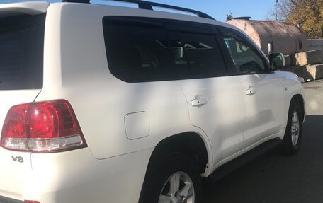 Toyota Land Cruiser 200, 2011 год, 3 400 000 рублей, 9 фотография