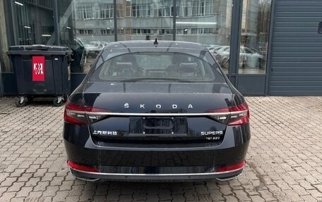 Skoda Superb III рестайлинг, 2025 год, 3 499 000 рублей, 6 фотография