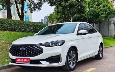 Ford Escort, 2021 год, 1 350 000 рублей, 1 фотография