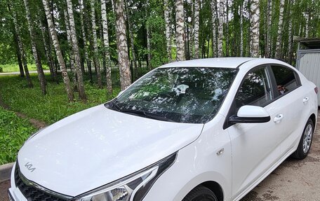 KIA Rio IV, 2021 год, 1 850 000 рублей, 1 фотография