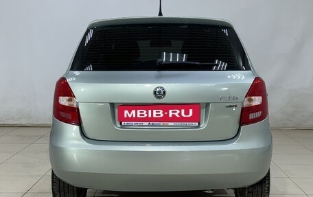 Skoda Fabia II, 2011 год, 895 000 рублей, 5 фотография