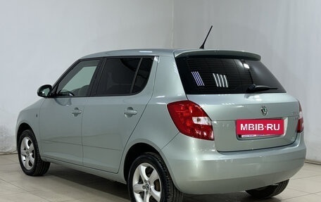 Skoda Fabia II, 2011 год, 895 000 рублей, 6 фотография