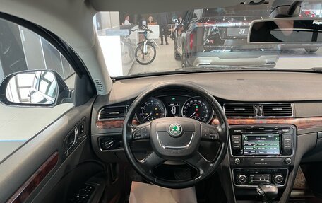 Skoda Superb III рестайлинг, 2011 год, 790 000 рублей, 10 фотография