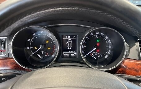 Skoda Superb III рестайлинг, 2011 год, 790 000 рублей, 9 фотография