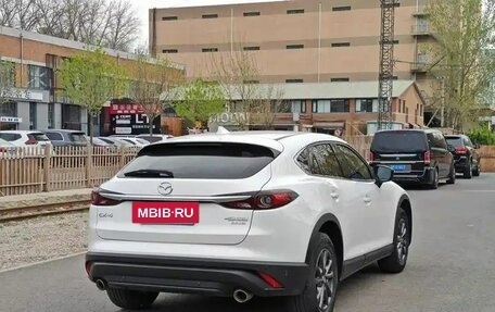 Mazda CX-4, 2021 год, 1 840 000 рублей, 2 фотография