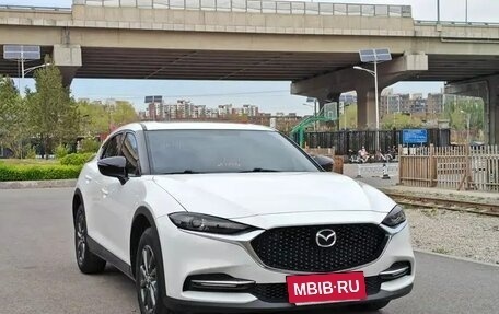 Mazda CX-4, 2021 год, 1 840 000 рублей, 3 фотография