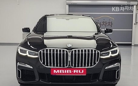 BMW 7 серия, 2020 год, 5 400 000 рублей, 2 фотография