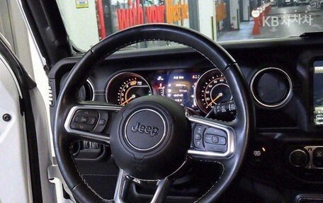 Jeep Wrangler, 2022 год, 4 000 000 рублей, 8 фотография