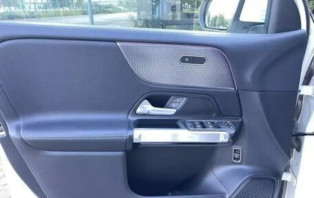 Mercedes-Benz GLB, 2022 год, 3 020 000 рублей, 7 фотография