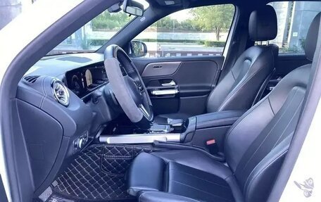 Mercedes-Benz GLB, 2022 год, 3 020 000 рублей, 17 фотография