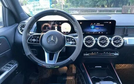 Mercedes-Benz GLB, 2022 год, 3 020 000 рублей, 20 фотография