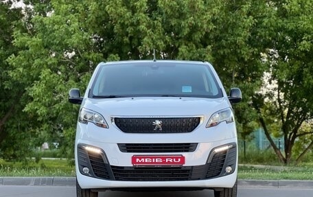 Peugeot Traveller I, 2022 год, 4 100 000 рублей, 5 фотография