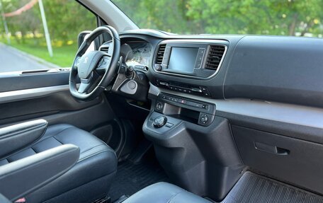 Peugeot Traveller I, 2022 год, 4 100 000 рублей, 11 фотография