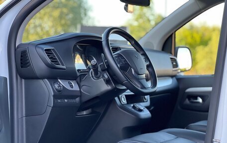 Peugeot Traveller I, 2022 год, 4 100 000 рублей, 9 фотография