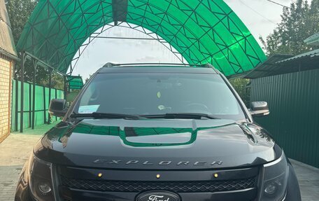 Ford Explorer VI, 2013 год, 2 050 000 рублей, 5 фотография