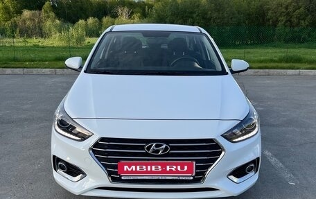 Hyundai Solaris II рестайлинг, 2019 год, 1 670 000 рублей, 25 фотография