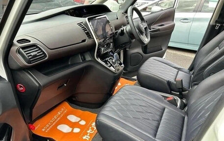 Nissan Serena IV, 2018 год, 1 399 123 рублей, 16 фотография