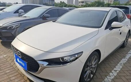 Mazda 3, 2021 год, 1 820 000 рублей, 12 фотография