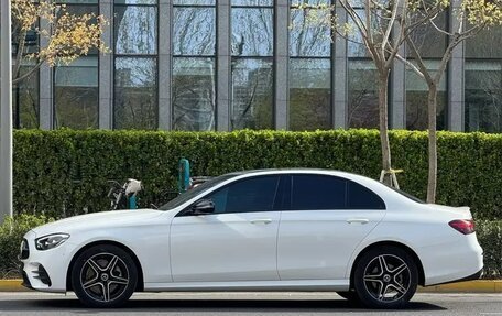 Mercedes-Benz E-Класс, 2021 год, 3 840 000 рублей, 3 фотография