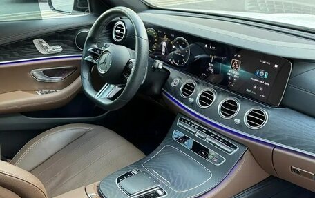 Mercedes-Benz E-Класс, 2021 год, 3 840 000 рублей, 14 фотография