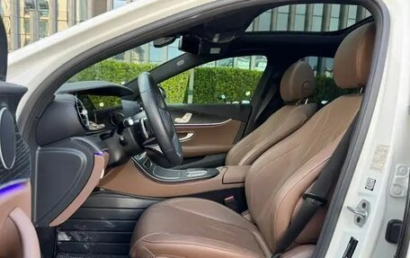 Mercedes-Benz E-Класс, 2021 год, 3 840 000 рублей, 22 фотография