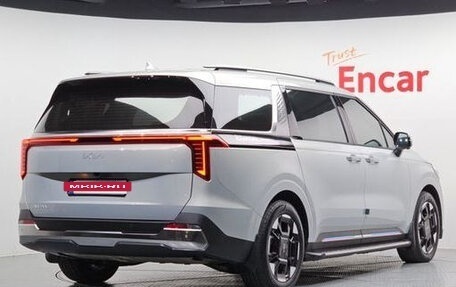 KIA Carnival, 2024 год, 3 800 000 рублей, 4 фотография