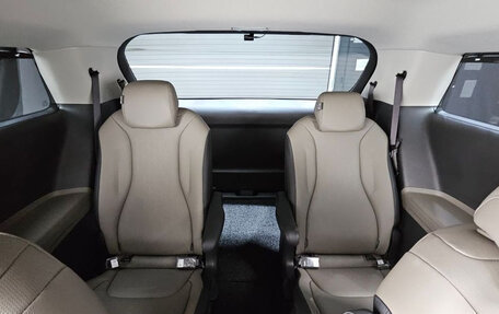 KIA Carnival, 2024 год, 3 800 000 рублей, 17 фотография