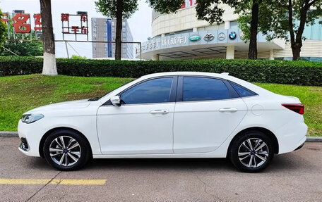 Ford Escort, 2021 год, 1 350 000 рублей, 3 фотография