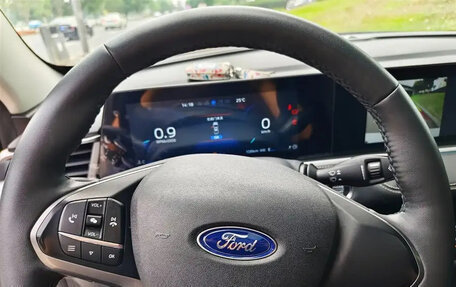 Ford Escort, 2021 год, 1 350 000 рублей, 10 фотография
