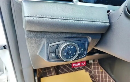 Ford Escort, 2021 год, 1 350 000 рублей, 8 фотография