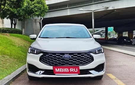 Ford Escort, 2021 год, 1 350 000 рублей, 2 фотография