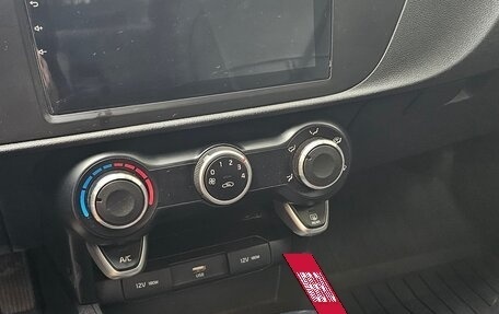 KIA Rio IV, 2021 год, 1 850 000 рублей, 3 фотография